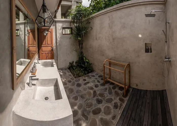 The Possible 4* Uluwatu